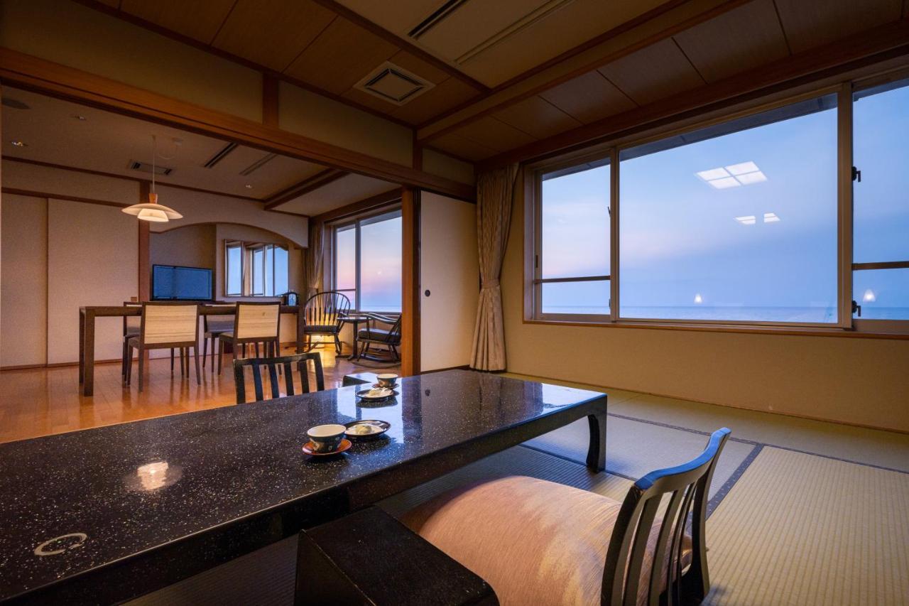 Ikkyu -Seaside Hotel- Tsuruoka Exterior photo