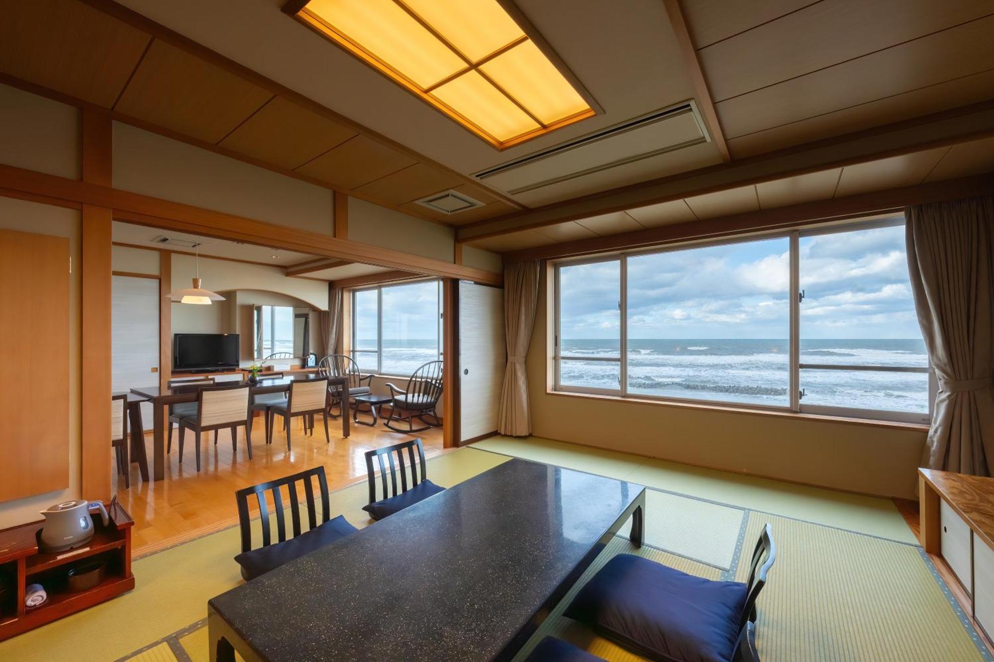 Ikkyu -Seaside Hotel- Tsuruoka Exterior photo
